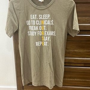 NURSING SCHOOL GRAPHIC TEE SIZE SMALL